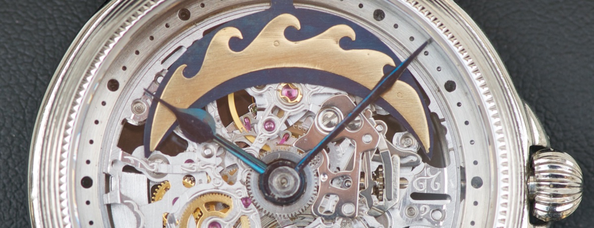 Armbanduhr mit Skelettwerk